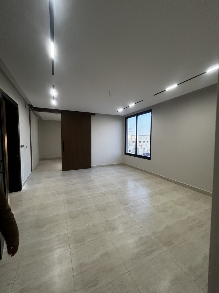ادوار للبيع حي السويدي — الرياض