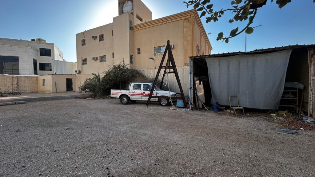 أرض سكنيه للبيع حي لبن — الرياض